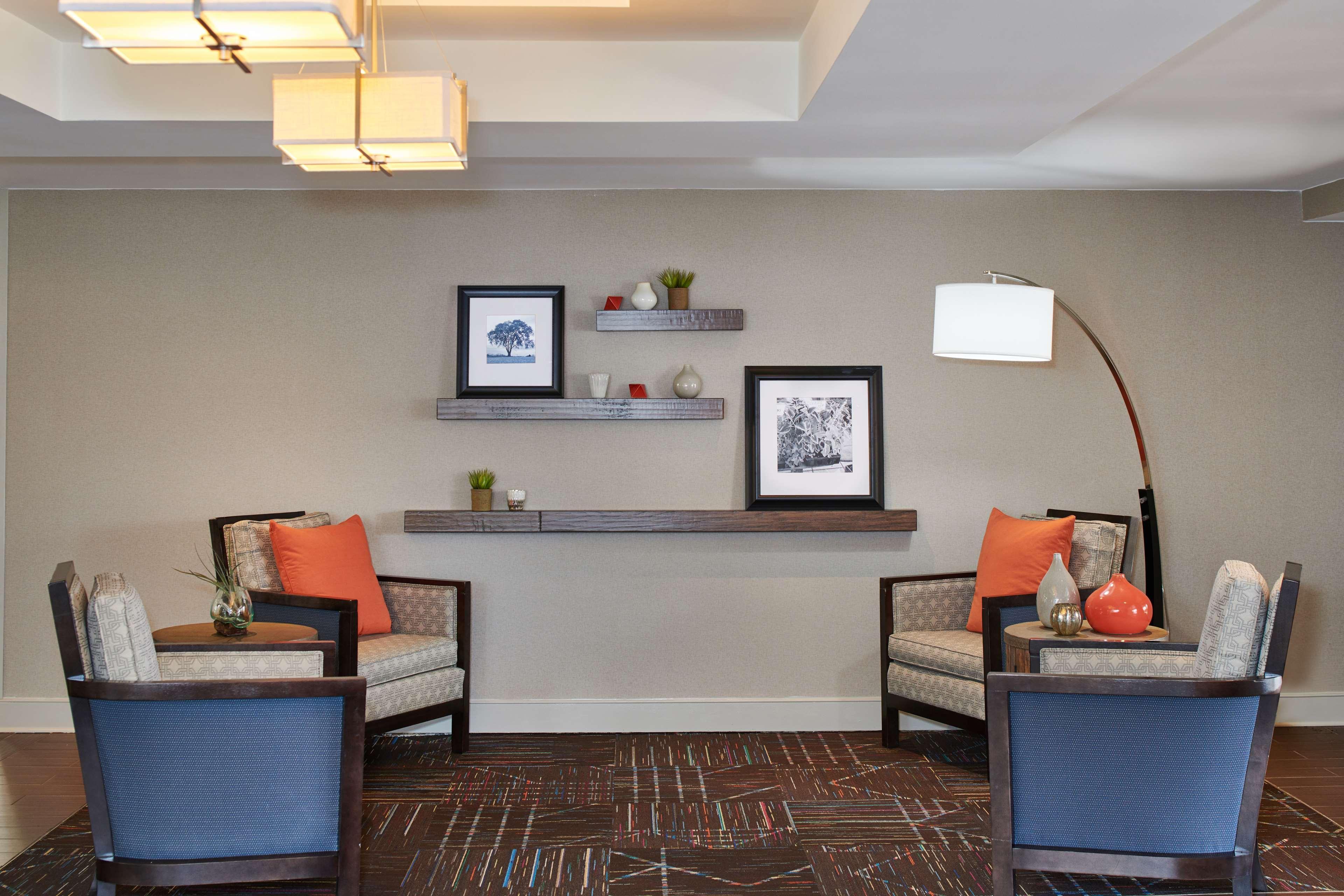 Hampton Inn&Suites Chapel Hill/Durham Buitenkant foto