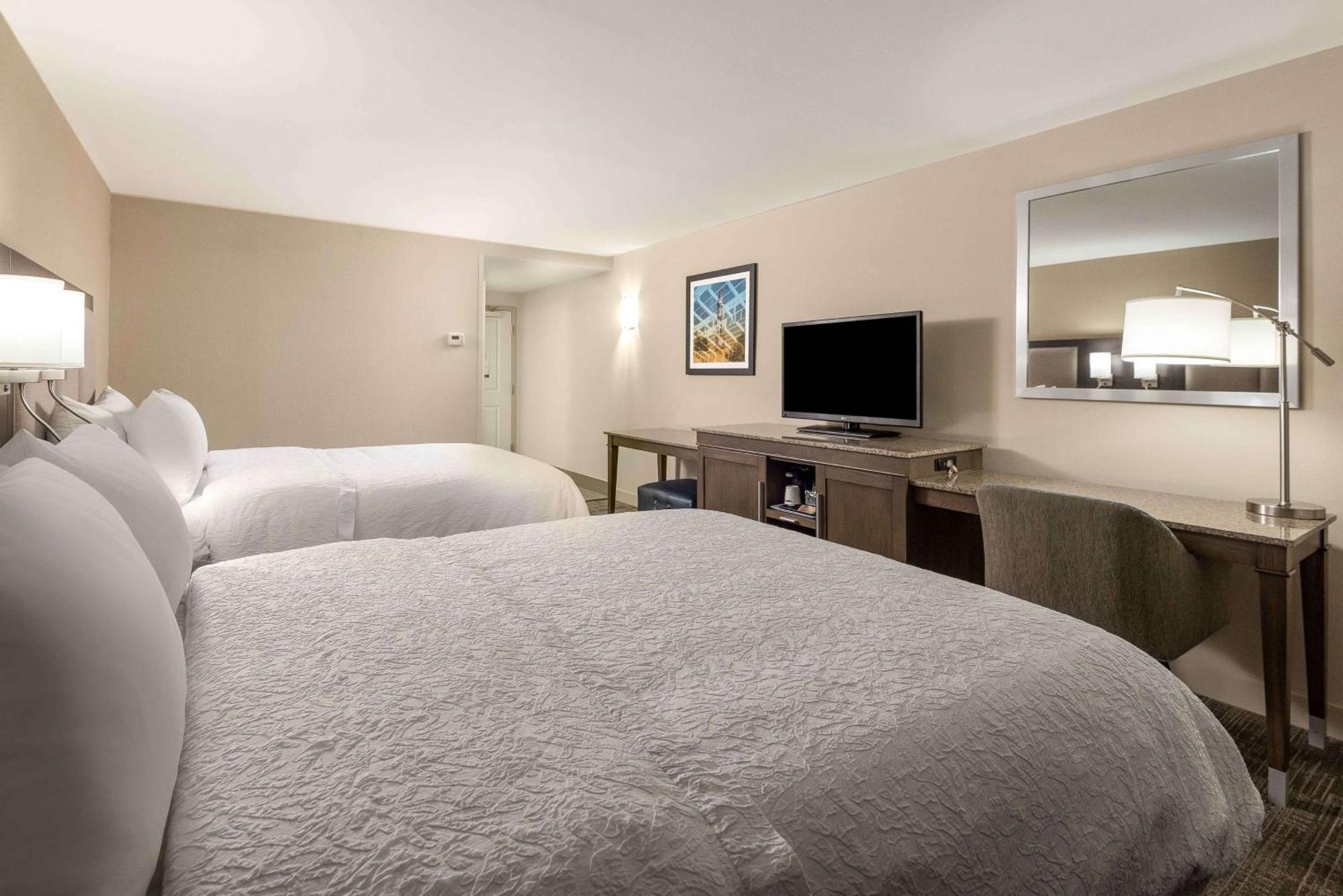 Hampton Inn&Suites Chapel Hill/Durham Buitenkant foto