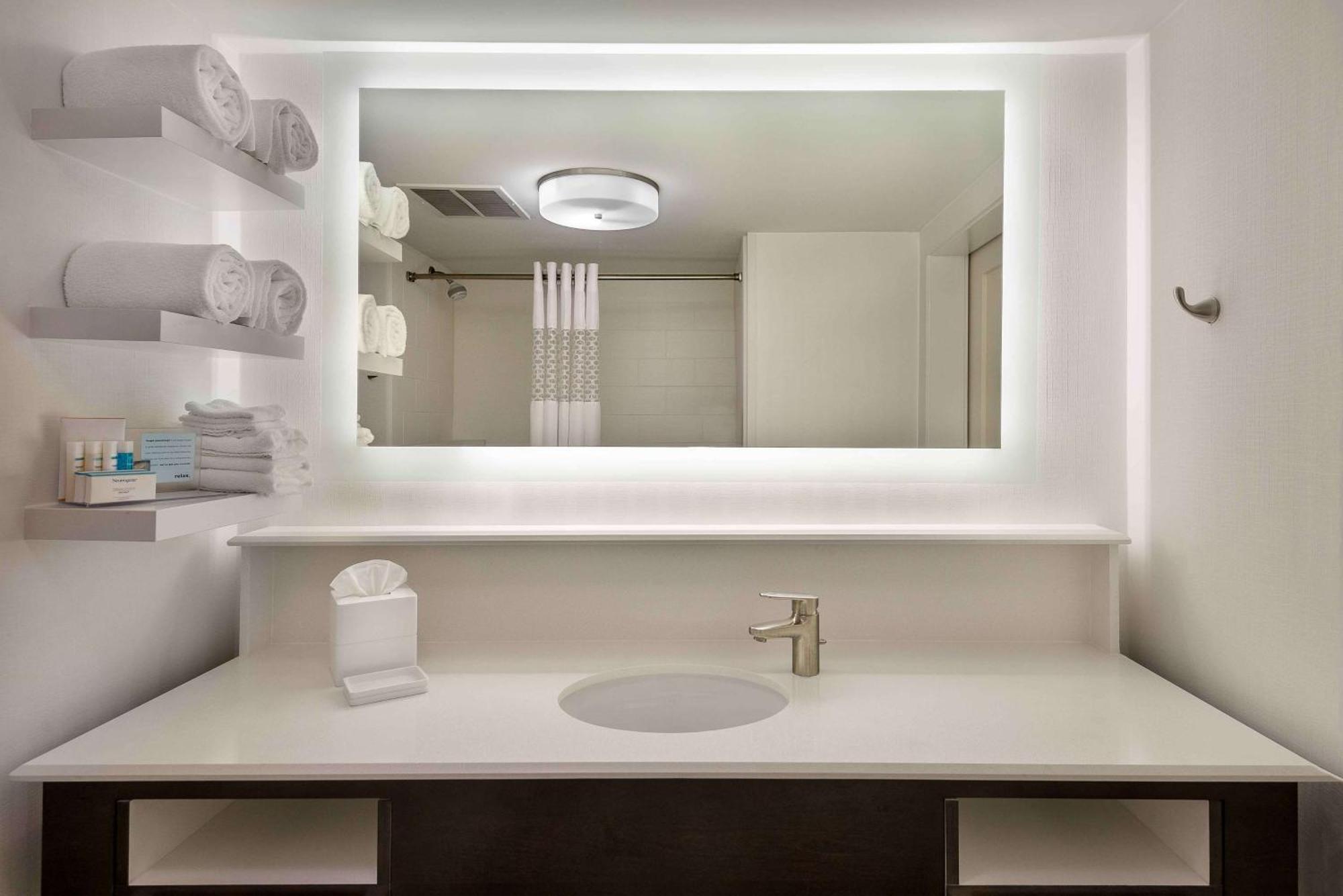 Hampton Inn&Suites Chapel Hill/Durham Buitenkant foto